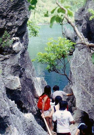 Photo by:: JTTanangonan (2006)