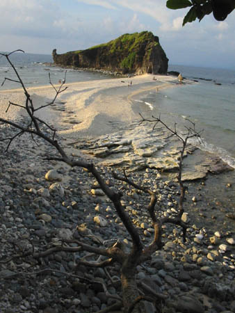 Camera Island taken from the southern hill.
Photo by:: Ronald Tanco (2006)