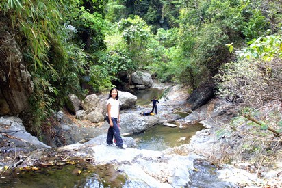 View downstream.
Photo by:: EPPGarcia (2002)