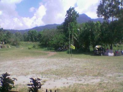 Route to Pulang Tubig-Waterfalls. The trail will slim down until it will became a foottrail.
Photo by:: paulperez (2004)