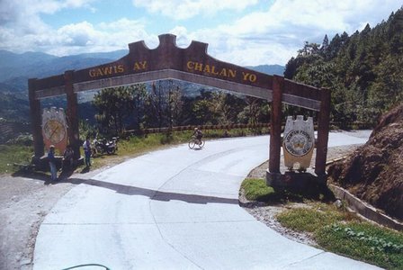 Benguet and Mountain Province boundary before entering Mt. Data vicinity.
Photo by:: paulperez (2002)