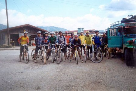 Taking a breather and a shot. The trail will take you more than 6 hours to complete from Sayangan and 10-12 hours from Baguio.
Photo by:: paulperez (2002)