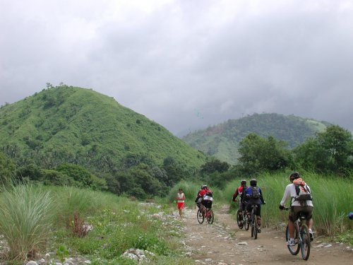 Photo by:: padyakbud (2006)